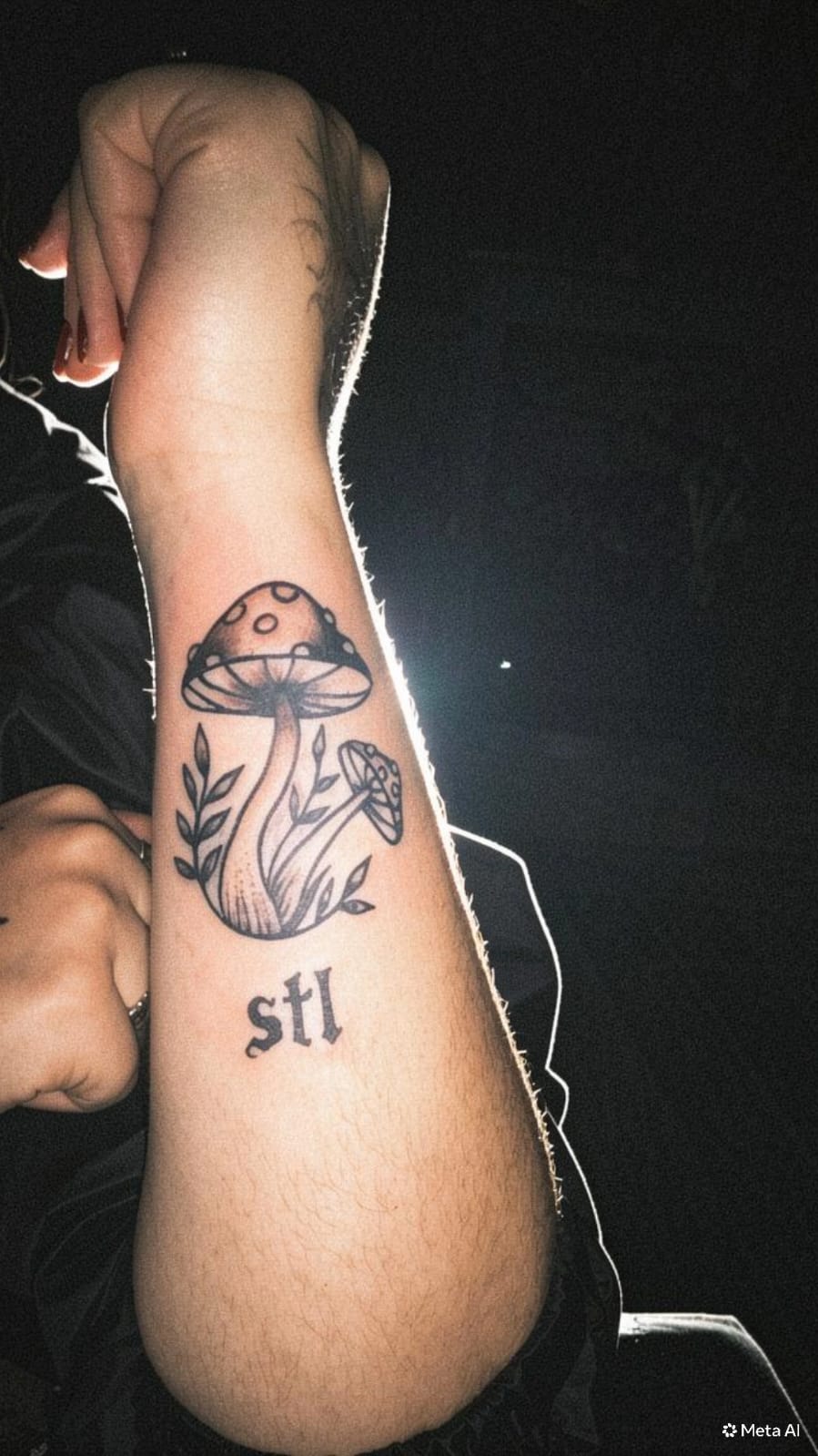 Tatuagem Cogumelo STL feita por Aline Druco em São Thomé das Letras