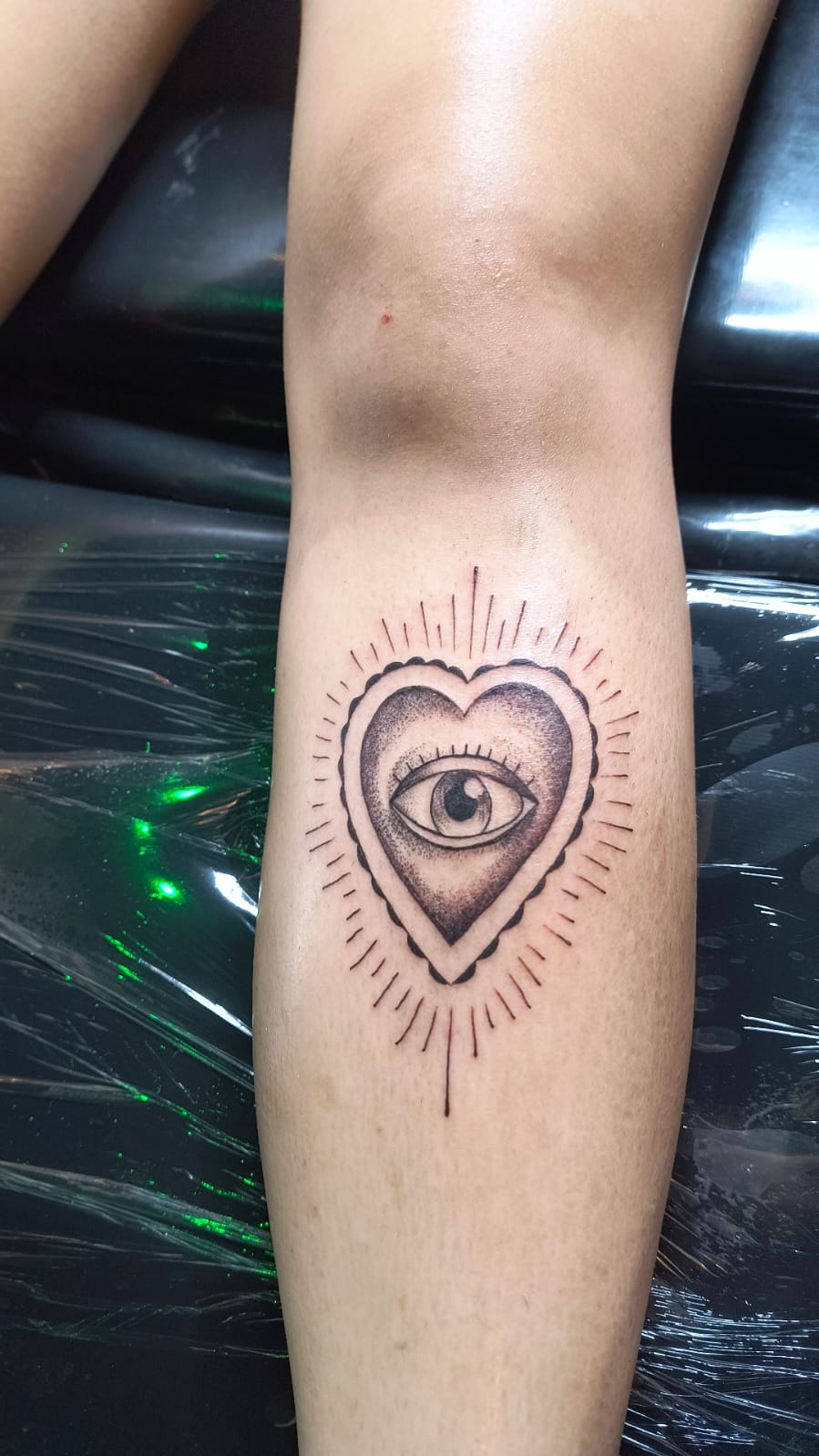 Tatuagem Olho místico feita por Aline Druco em São Thomé das Letras